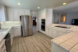 206 Meadow Creek Ct, Oakley, CA 94561 - Photo 11