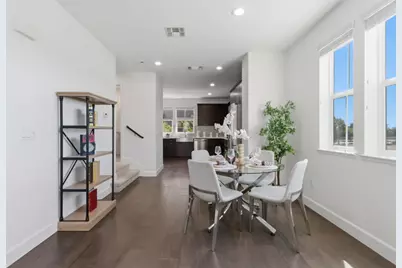 34823 Awning Ter, Fremont, CA 94555 - Photo 9