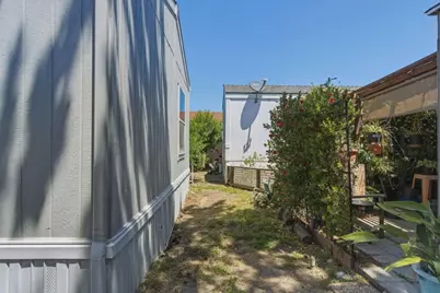 2900 Fairview Rd 20, Hollister, CA 95023 - Photo 5