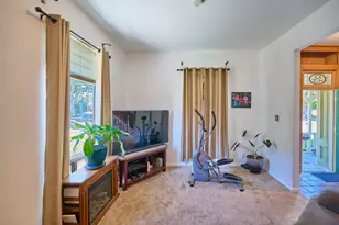 849 Monterey St, Hollister, CA 95023 - Photo 3