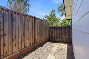 2076 Warmwood Ln, San Jose, CA 95132 - Photo 27