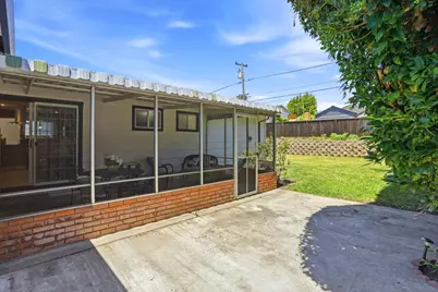 2076 Warmwood Ln, San Jose, CA 95132 - Photo 29