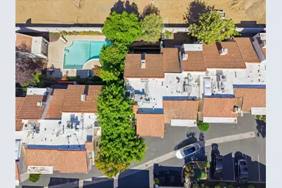 824 Kingfisher Ter, Sunnyvale, CA 94087 - Photo 33