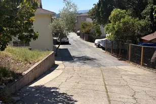 34 Cottage Ln, San Carlos, CA 94070 - Photo 3