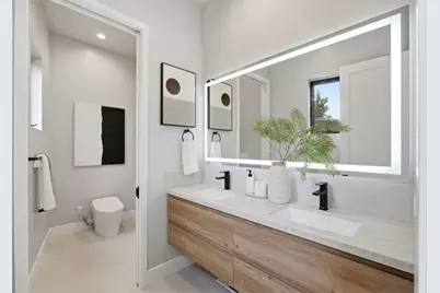 702 Ellsworth Pl, Palo Alto, CA 94306 - Photo 19