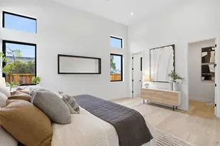702 Ellsworth Pl, Palo Alto, CA 94306 - Photo 17