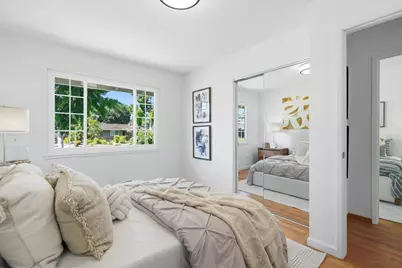 1090 Celilo Dr, Sunnyvale, CA 94087 - Photo 27