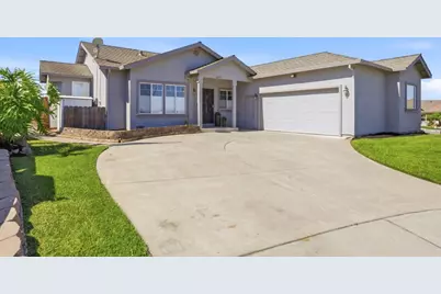 1461 El Cerro Dr, Hollister, CA 95023 - Photo 1