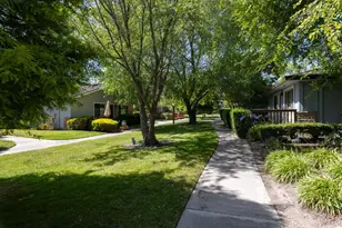 1135 Callas Ln 2, Capitola, CA 95010 - Photo 11