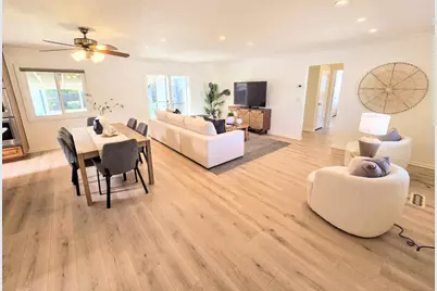 690 Catala Ct, Santa Clara, CA 95050 - Photo 3