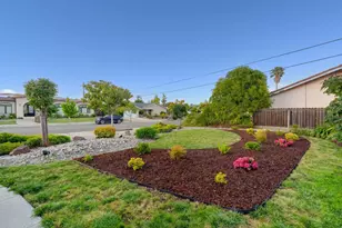 7424 Heatherwood Dr, Cupertino, CA 95014 - Photo 33