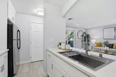 2035 Castlebury Dr, San Jose, CA 95116 - Photo 7