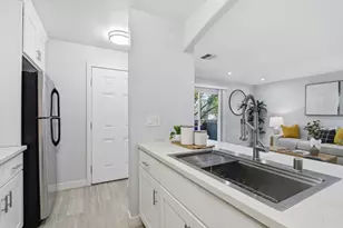 2035 Castlebury Dr, San Jose, CA 95116 - Photo 7