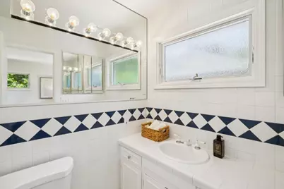 1114 Laureles Dr, Los Altos, CA 94022 - Photo 19