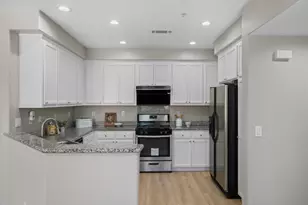 100 Parc Pl Dr, Milpitas, CA 95035 - Photo 17