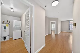 411 Park Ave 327, San Jose, CA 95110 - Photo 21
