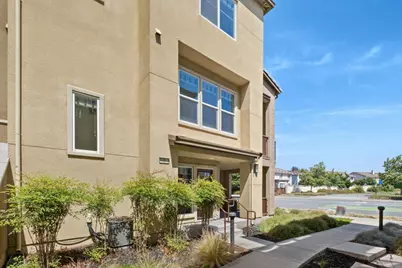 1315 Venturi Dr 2, San Jose, CA 95132 - Photo 43