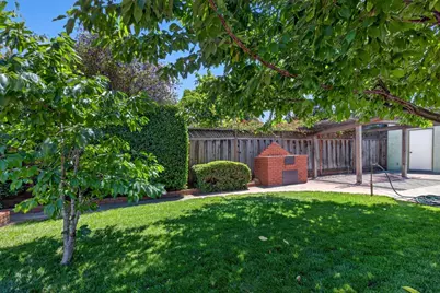 741 N 21st St, San Jose, CA 95112 - Photo 3