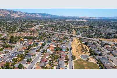 15 Monte Verano Ct, San Jose, CA 95116 - Photo 21