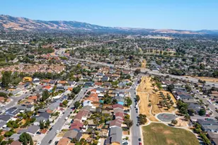 15 Monte Verano Ct, San Jose, CA 95116 - Photo 21