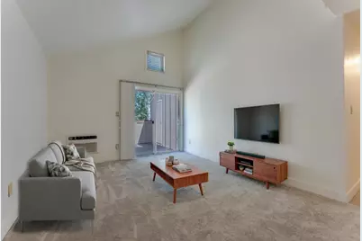 15 Monte Verano Ct, San Jose, CA 95116 - Photo 5
