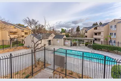 15 Monte Verano Ct, San Jose, CA 95116 - Photo 25