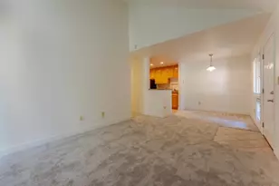 15 Monte Verano Ct, San Jose, CA 95116 - Photo 9