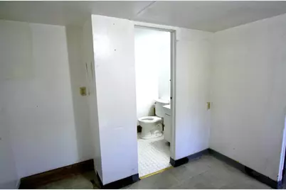 255 Munich St, San Francisco, CA 94112 - Photo 17