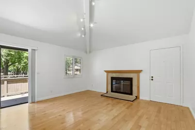 5689 Makati Cir H, San Jose, CA 95123 - Photo 3