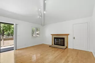 5689 Makati Cir H, San Jose, CA 95123 - Photo 7
