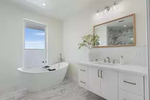 228 Pine Canyon Rd, Salinas, CA 93908 - Photo 27