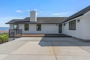 228 Pine Canyon Rd, Salinas, CA 93908 - Photo 47