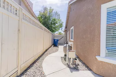 656 Grape Ct, Los Banos, CA 93635 - Photo 53