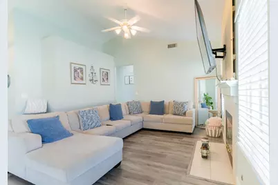 656 Grape Ct, Los Banos, CA 93635 - Photo 9
