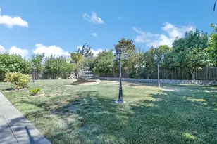1073 Stillspring Dr, Vacaville, CA 95687 - Photo 43