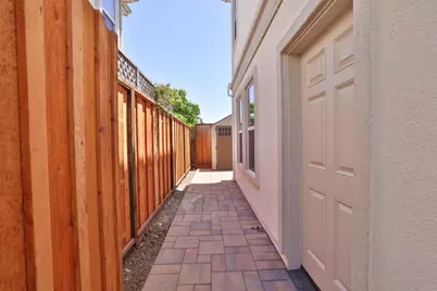 2278 Tuscany Ct, East Palo Alto, CA 94303 - Photo 35