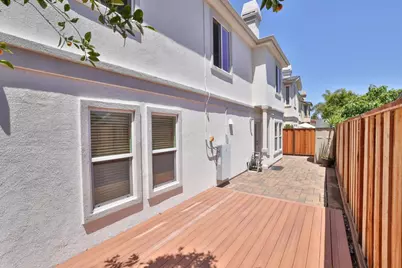 2278 Tuscany Ct, East Palo Alto, CA 94303 - Photo 33