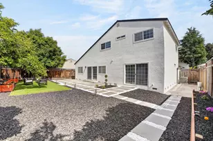 1425 Blackstone Ave, San Jose, CA 95118 - Photo 29