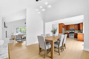 1425 Blackstone Ave, San Jose, CA 95118 - Photo 7