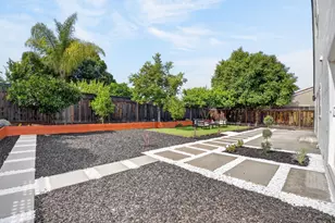 1425 Blackstone Ave, San Jose, CA 95118 - Photo 31
