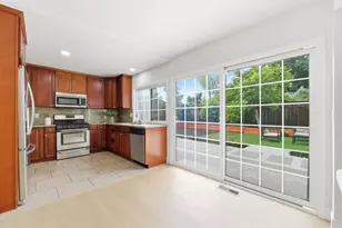 1425 Blackstone Ave, San Jose, CA 95118 - Photo 9