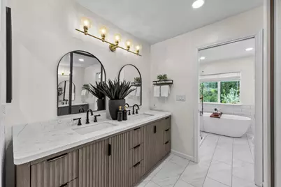 17115 Holiday Dr, Morgan Hill, CA 95037 - Photo 35
