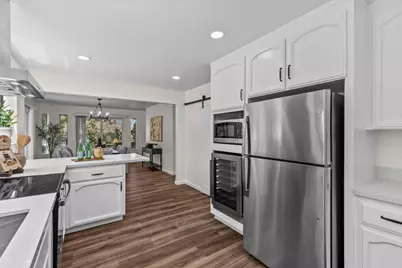 17115 Holiday Dr, Morgan Hill, CA 95037 - Photo 19