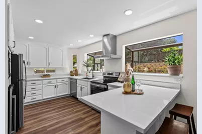 17115 Holiday Dr, Morgan Hill, CA 95037 - Photo 17