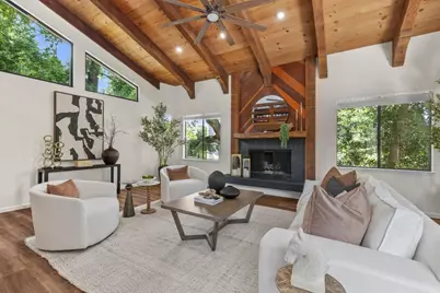 17115 Holiday Dr, Morgan Hill, CA 95037 - Photo 9
