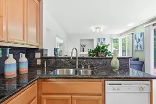 17 Miranda Ct, Alameda, CA 94502 - Photo 41