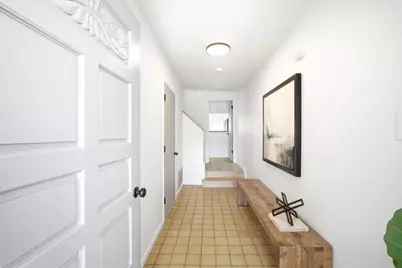 16 Moneta Ct, San Francisco, CA 94112 - Photo 3