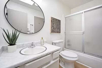 16 Moneta Ct, San Francisco, CA 94112 - Photo 17