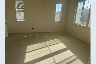 15801 Crescent Park Cir, Lathrop, CA 95330 - Photo 11