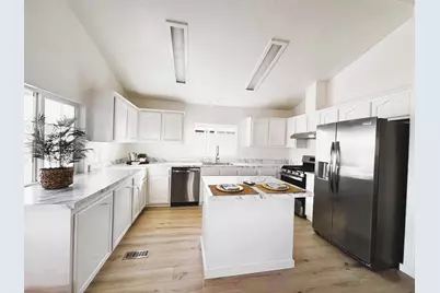 8282 Murray Ave 5, Gilroy, CA 95020 - Photo 3